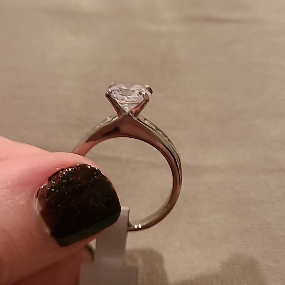 Cubic zirconia stainless steel classic engagement ring - Picture 6 of 9
